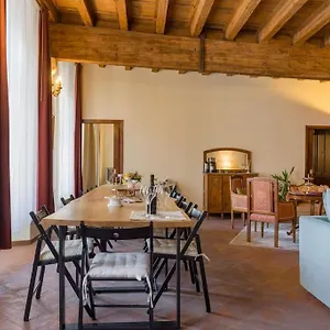  Apartment Magnificent 1800 In The Heart Of
