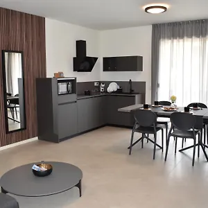 baia-delle-rose-apartments-via-roma-111.it-lombardy.com/